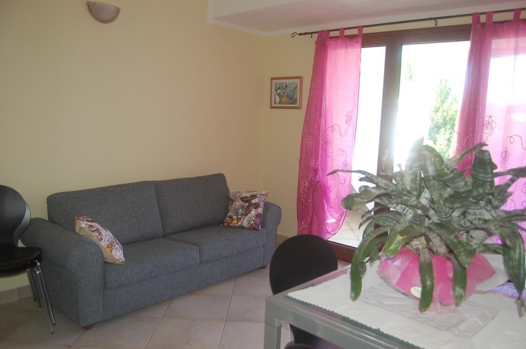 Relax Al Mare Apartamento Olbia Quarto foto