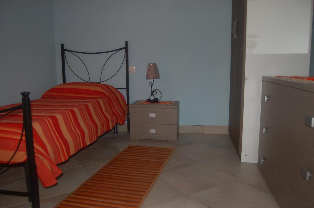 Relax Al Mare Apartamento Olbia Quarto foto